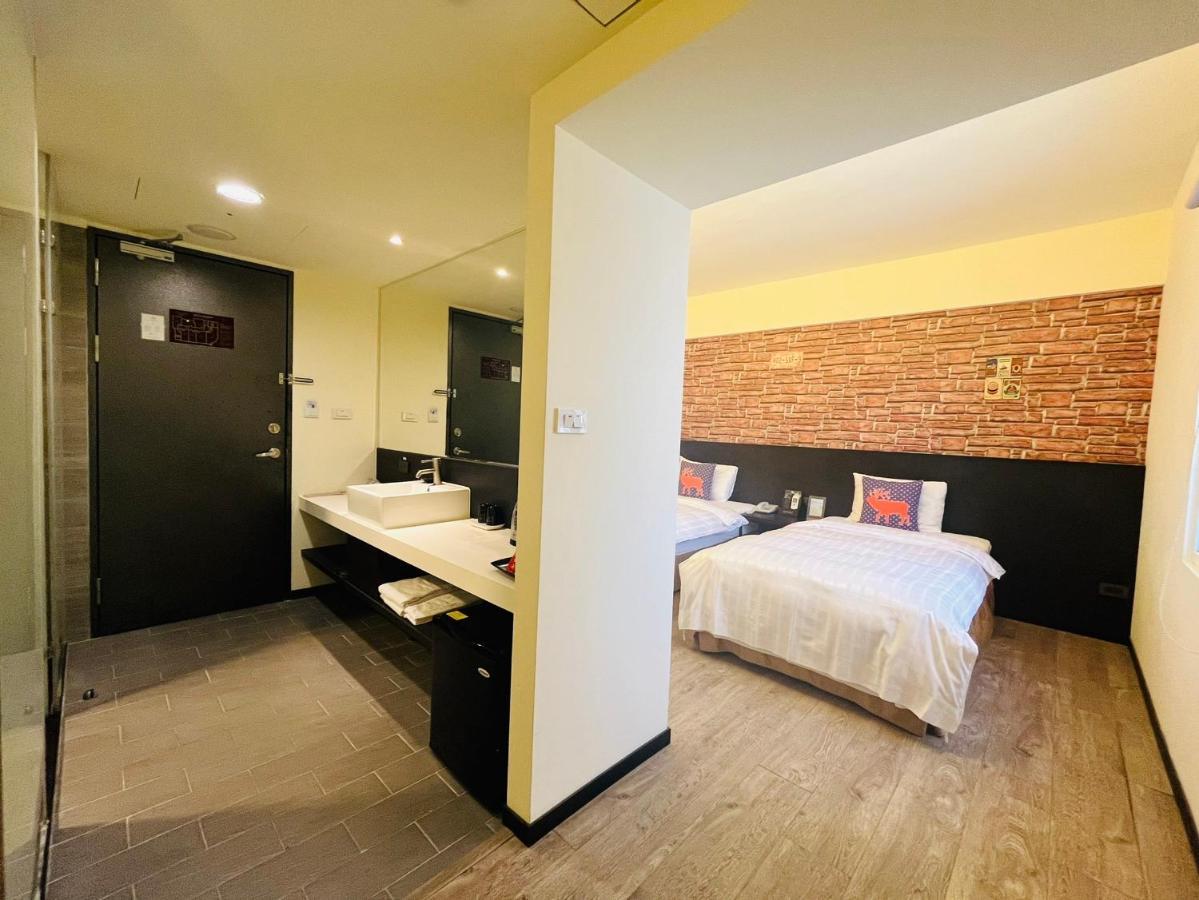 Home Rest Hotel T'ai-tung Exterior foto